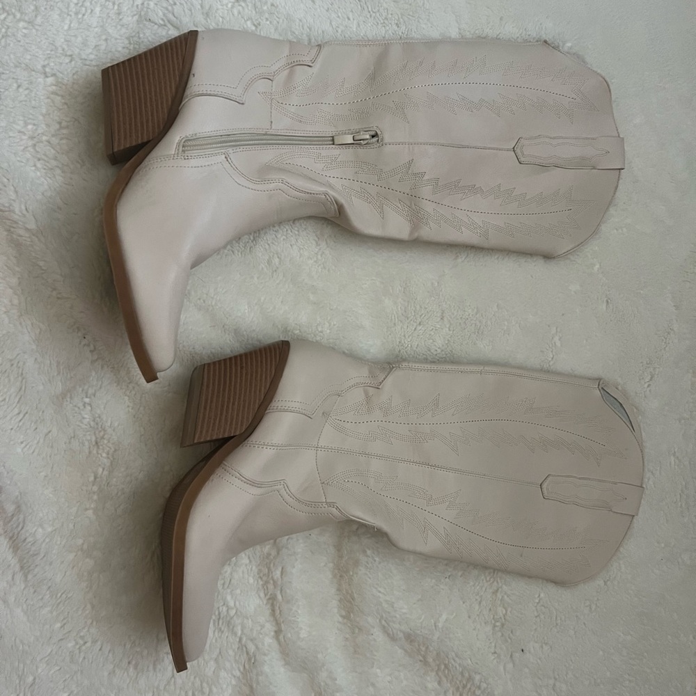 White Cowgirl Boots